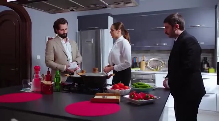 Кадры из сериала Клятва 7 серия 1 сезон (2019)